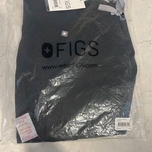 Figs Zamora Jogger Pants in Black Scrubs